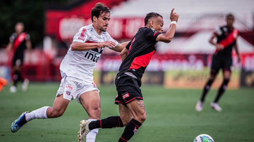 Atlético-GO e São Paulo duelam na semifinal da Copa Sul-Americana