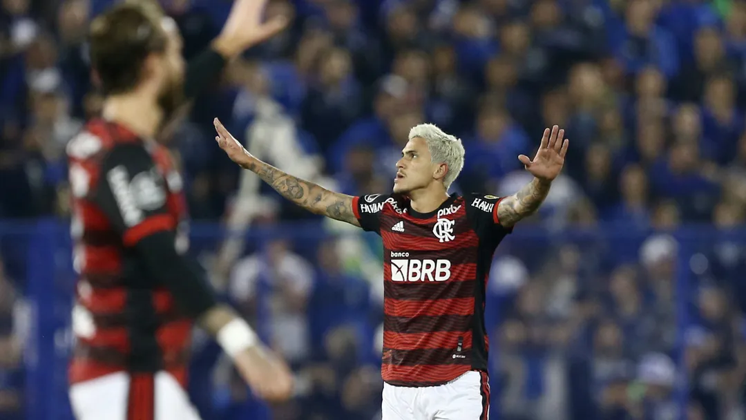 Show do Mengão Flamengo amassa o Vélez na Argentina e encaminha vaga para a final