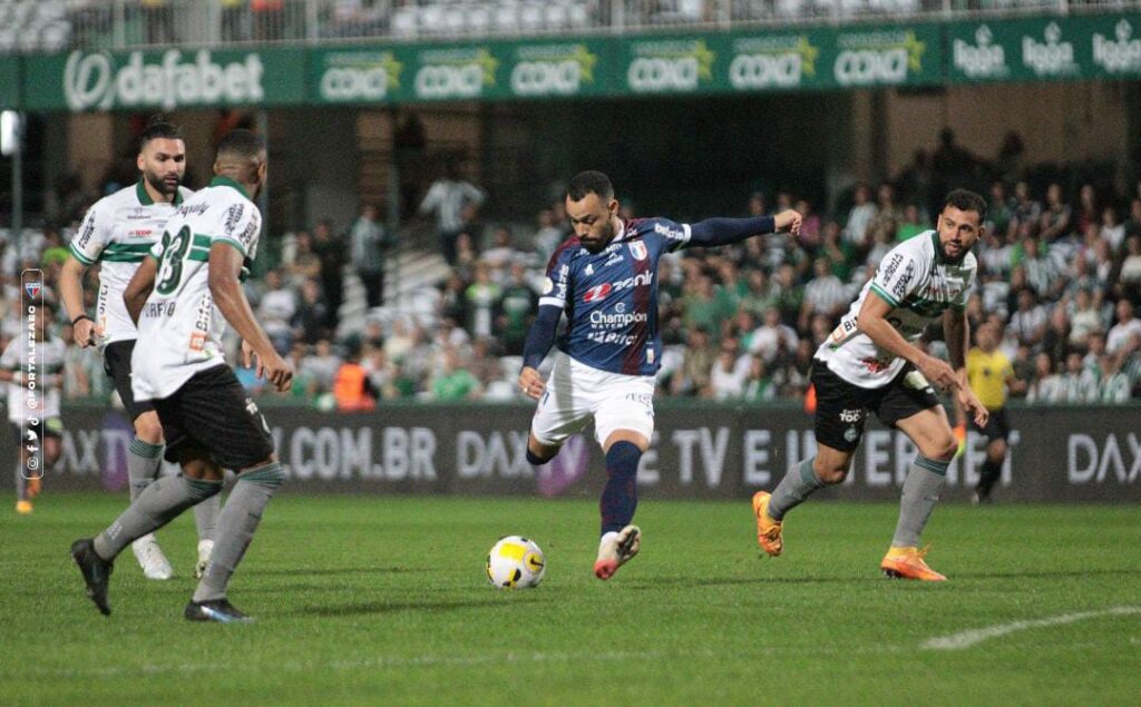 Fortaleza x Coritiba - Rodada 34 Campeonato Brasileiro