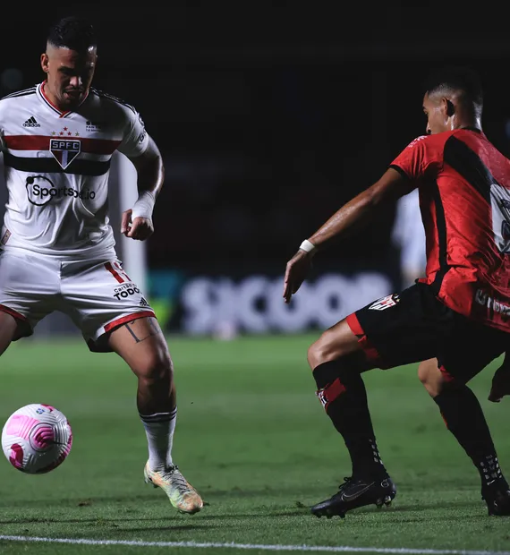 São Paulo 2 x 1 Atlético Goianiense - Tricolor bate o Dragão no apagar das luzes no Morumbi