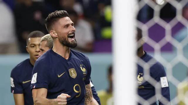 Giroud celebra gol pela França diante da Austrália