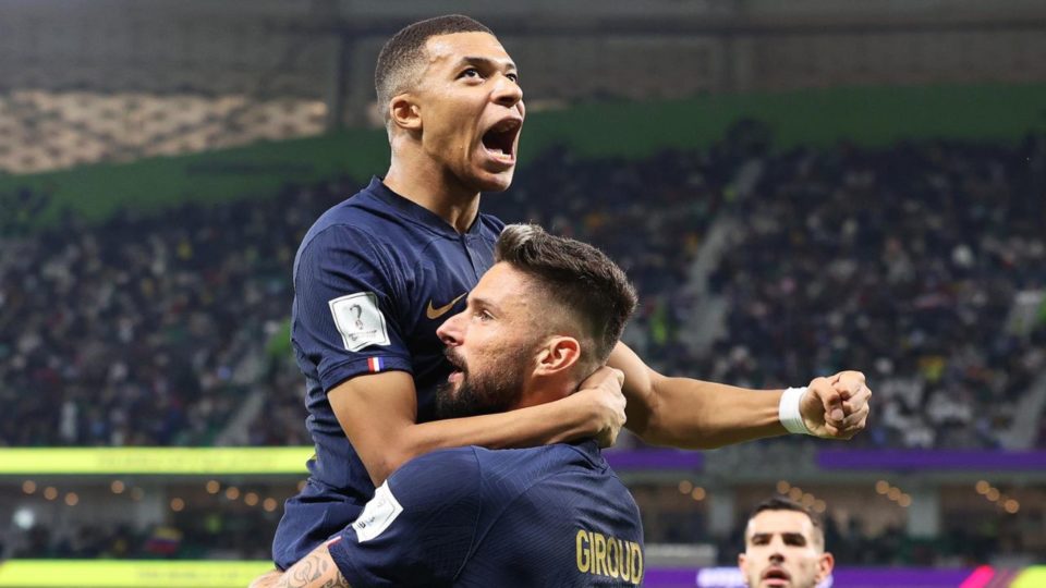 França vence a Polônia e garante vaga nas quartas de final