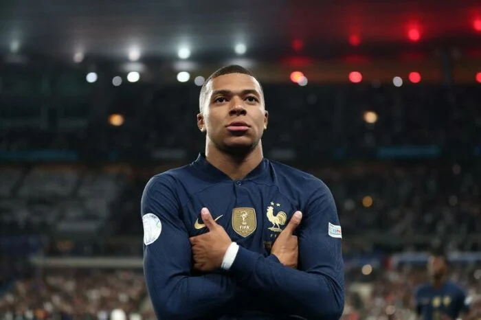 França do novo capitão Mbappe encara a Holanda pelas Eliminatórias da Euro