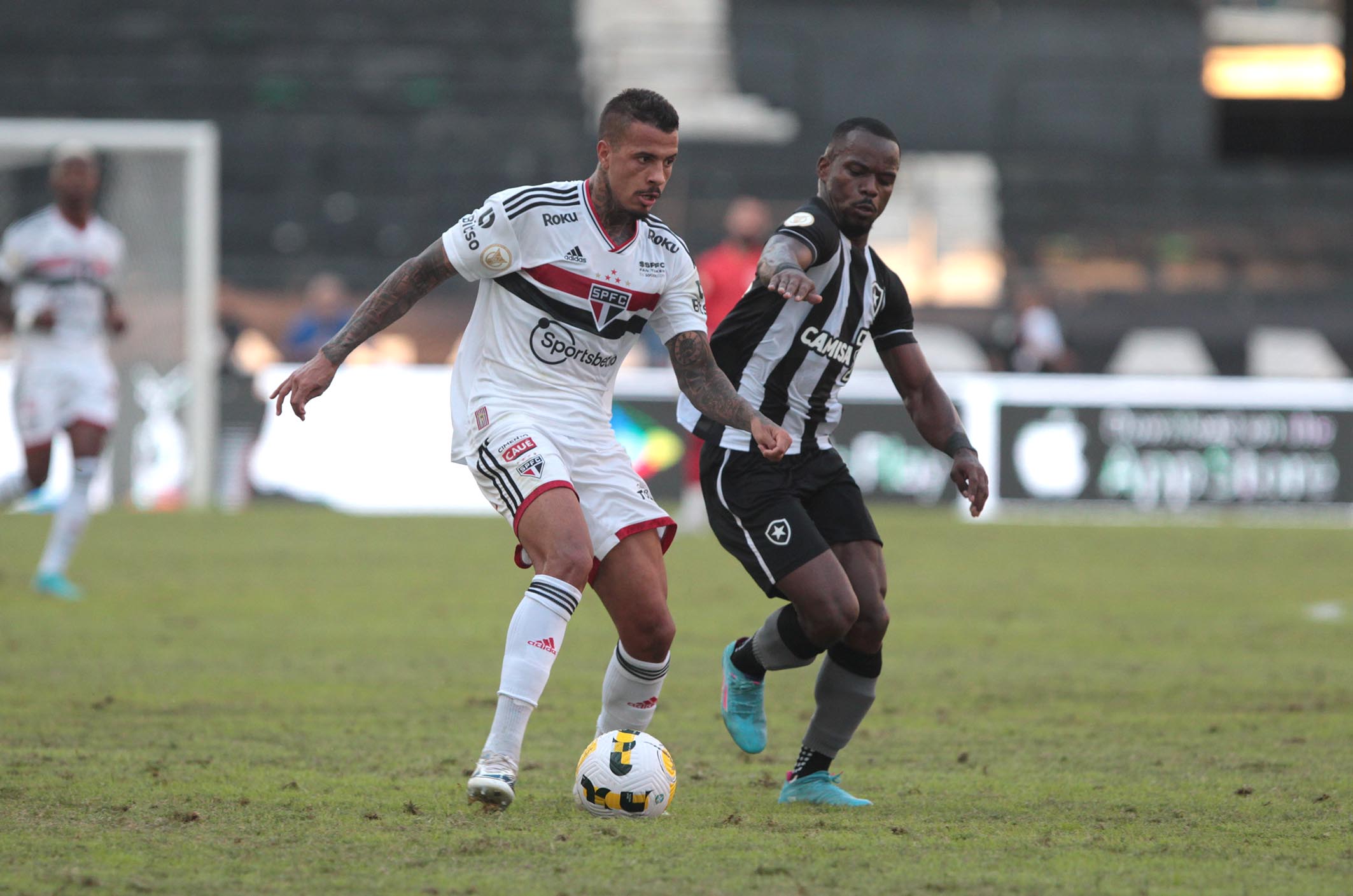 Botafogo e São Paulo estreiam no Brasileirão ainda com muitas dúvidas