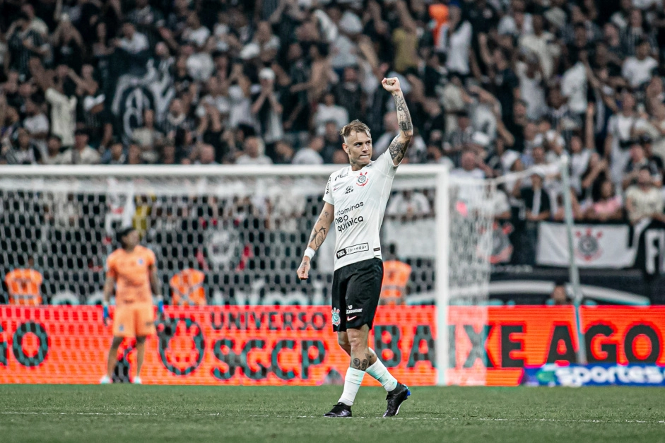 Corinthians vence o Cruzeiro, mas não convence