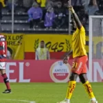 Flamengo volta a jogar mal e perde pra o Aucas na Libertadores