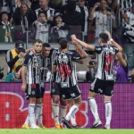 Atlético-MG domina o Corinthians e sai na frente na Copa do Brasil