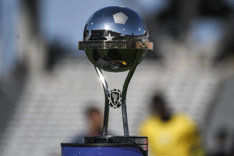 Copa Sudamericana São Paulo e Santos entram em campo nesta terça-feira