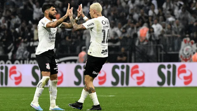 Corinthians encerra jejum e vence o Fluminense