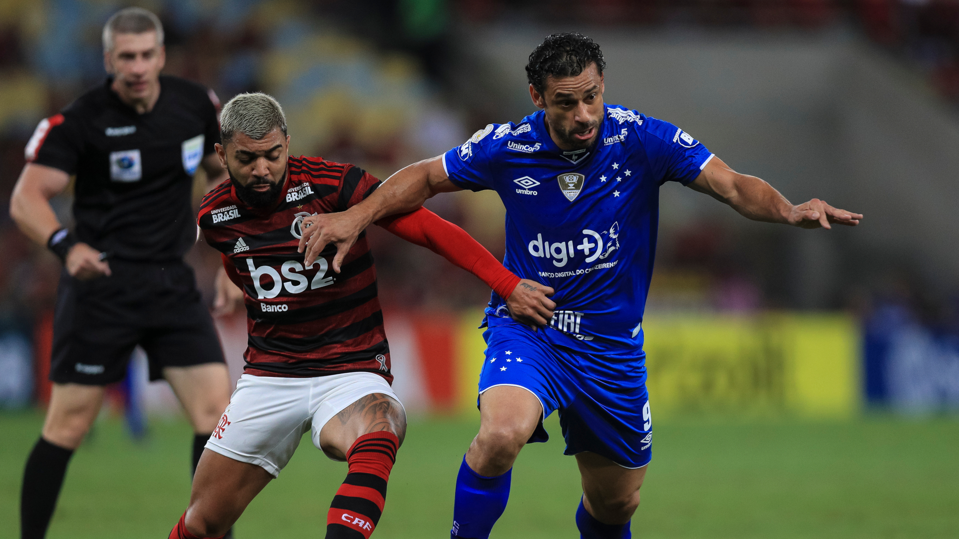 Flamengo enfrenta o Cruzeiro no Maracanã querendo embalar no Brasileirão