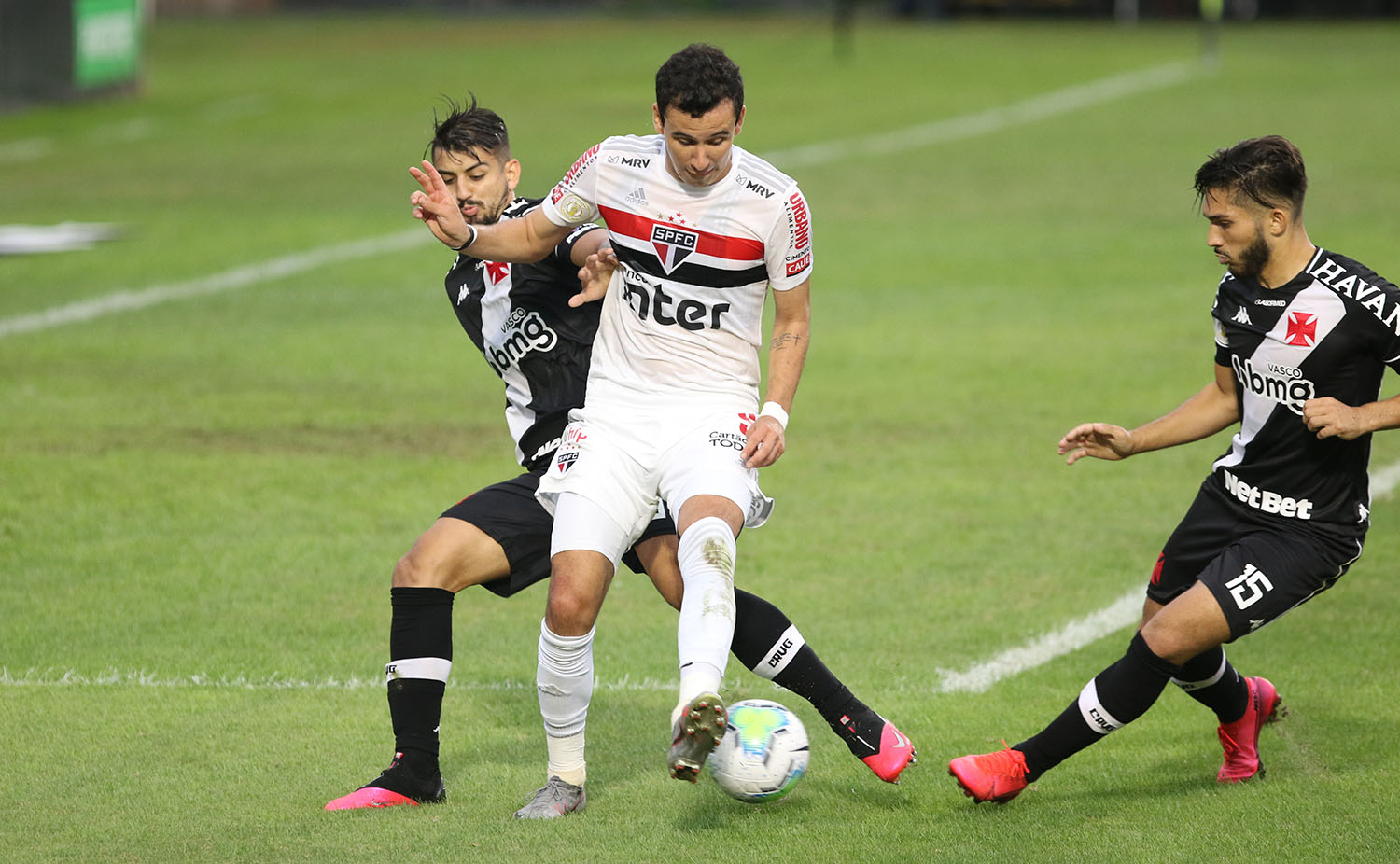 São Paulo x Vasco Escalações e tudo sobre a partida