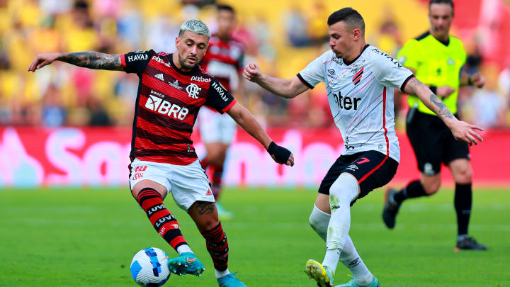 Ainda em clima de tensão Flamengo encara o Athletico-PR pelo Brasileirão