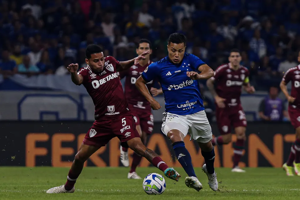 Fluminense x Cruzeiro Escalações e tudo sobre o duelo pelo Campeonato Brasileiro