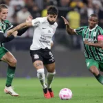 Cuiabá e Corinthians se enfrentam olhando para o Z4